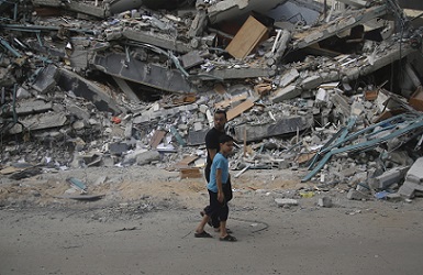 انتشال جثامين 9 شهداء بينهم طفلة من تحت الأنقاض خلال العدوان الإسرائيلي على غزة