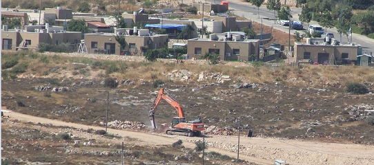 الاحتلال يجرف مساحات واسعة من أراضي جالود جنوب نابلس