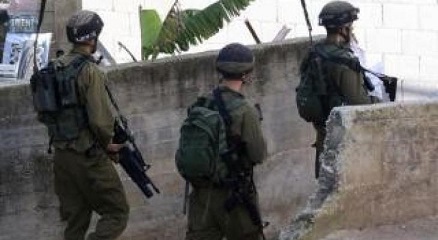 البيرة: الاحتلال يغلق مؤسسة لجان العمل الزراعي ستة أشهر