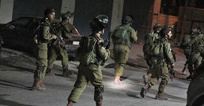 الاحتلال يعتقل 6 مواطنين ويسرق مبلغا ماليا في الخليل