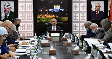 اشتية: المجتمع الدولي والولايات المتحدة مطالبان بالعمل على وقف سياسة الاضطهاد والعنصرية التي يتعرض ل