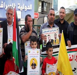 وقفة دعم وإسناد للأسرى المضربين عن الطعام في الخليل