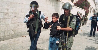 هيئة الأسرى توثق شهادات تنكيل وتعذيب تعرض لها أشبال أثناء اعتقالهم