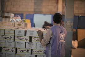 فصائل المنظمة في لبنان تدعو "الأونروا" للتراجع عن قرار تخفيض المساعدة المالية لأهلنا النازحين من سور