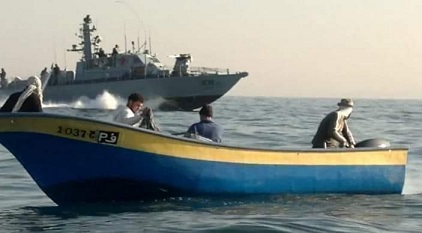 بحرية الاحتلال تعتقل ستة صيادين في بحر رفح