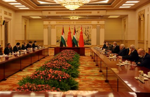 الرئيس يلتقي رئيس الوزراء الصيني