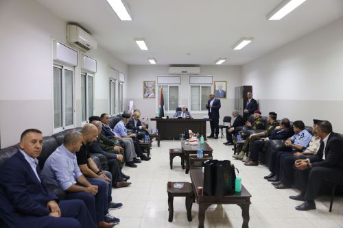 الرئيس يتفقد مقر قيادة الأمن الوطني في مدينة جنين