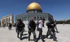 الاحتلال يعتقل 5 مواطنين من القدس