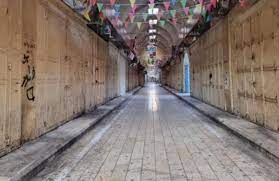 إضراب شامل في قلقيلية حدادا على روح الشهيد حمزة طه