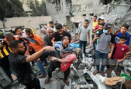 الاحتلال يواصل استهداف المدنيين ومنازلهم في قطاع غزة مخلّفا عشرات الشهداء والجرحى