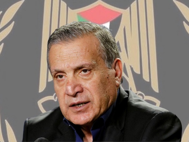 أبو ردينة: البدء بتسليم السلاح الموجود داخل المخيمات الفلسطينية في لبنان للجيش اللبناني