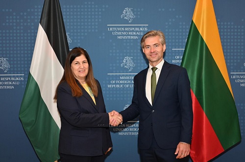 شاهين تطلع وزير خارجية ليتوانيا على آخر التطورات الميدانية