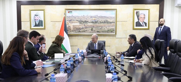 مصطفى يبحث مع وفد من المجلس الأوروبي آخر المستجدات