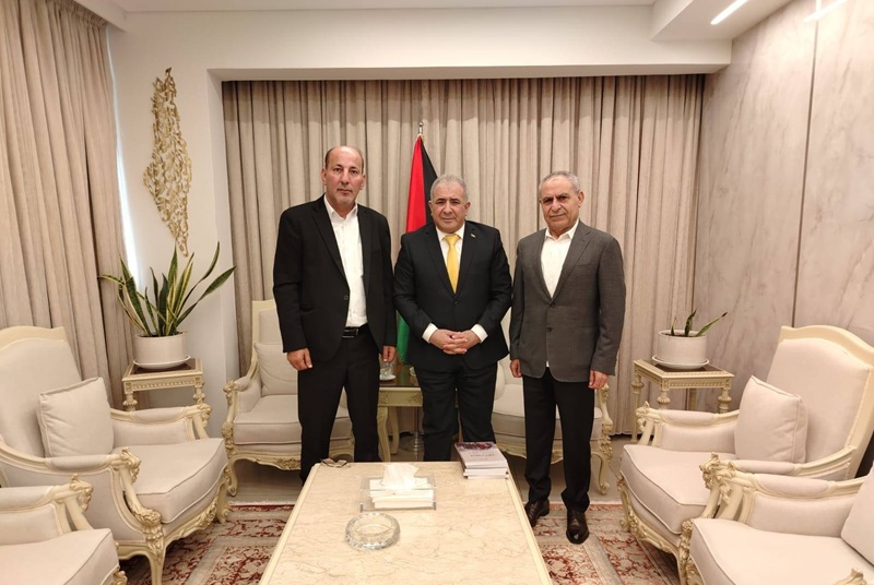 سفير الأسعد يلتقي "الجبهة الديمقراطية" والبحث تناول الأوضاع الفلسطينية وقضايا اللاجئين