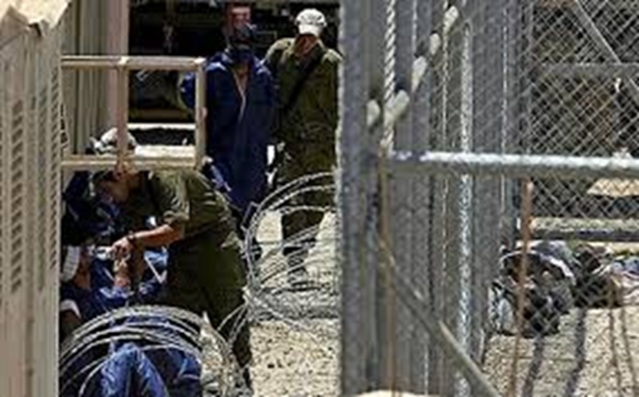 الاحتلال يُصدر ويجدد أوامر الاعتقال الإداري بحق 25 معتقلا