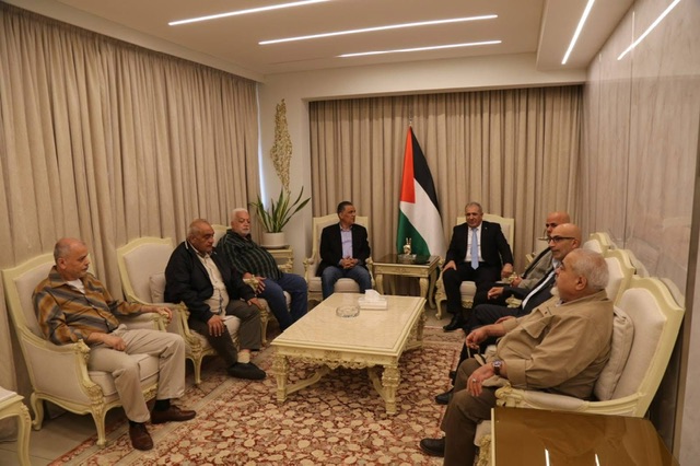 السفير الاسعد يستقبل قيادة حركة فتح في بيروت