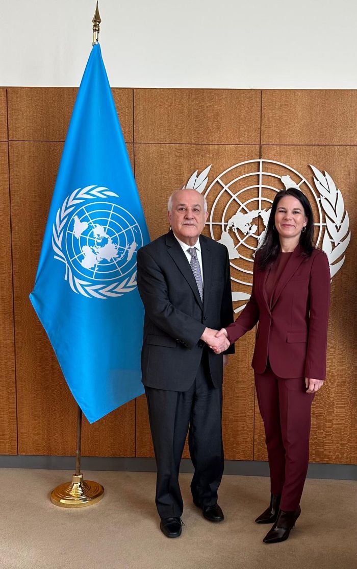 منصور يبحث مع رئيسة الجمعية العامة للأمم المتحدة القضايا المتعلقة بفلسطين