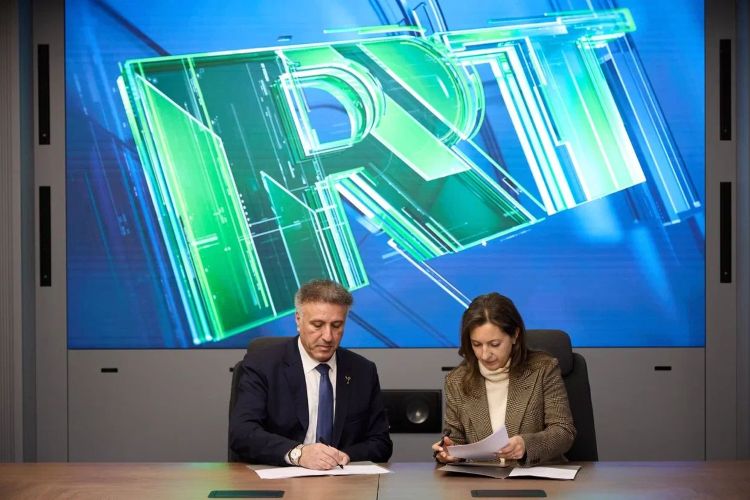 الوزير عساف يوقع اتفاقيتي تعاون مع "روسيا اليوم" ووكالة "سبوتنيك" الروسيتين