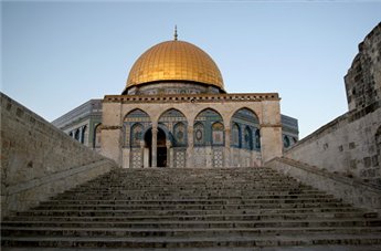 علماء اليمن يدينون الاعتداءات الإسرائيلية بحق المسجد الأقصى