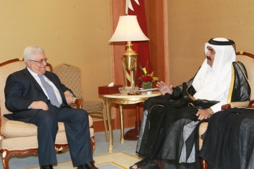 الرئيس يجتمع بالدوحة مع أمير قطر
