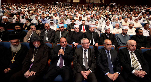 المؤتمر الإسلامي المسيحي يدعو رجال الدين والحاخامات اليهود لرفض الاعتداءات على المقدسات