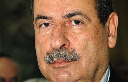 رمزي خوري يمثل الرئيس في جناز البطريرك هزيم