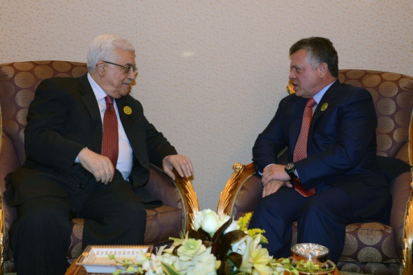 الرئيس يجتمع مع العاهل الأردني في الرياض