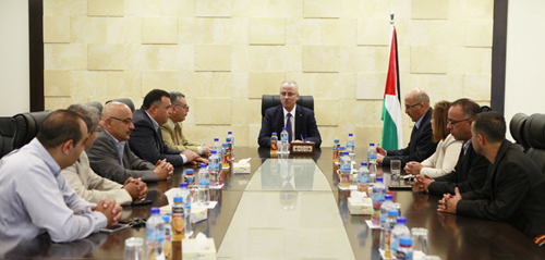 الحمد الله: سنحاسب المسؤولين كافة عن الاعتداء على الصحفيين