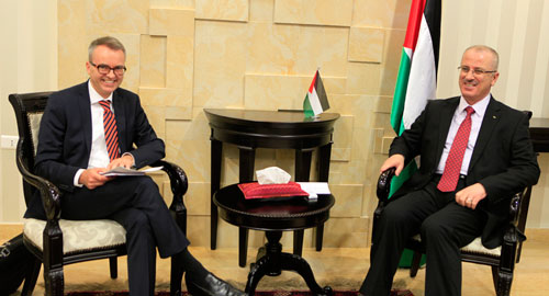 الحمد الله يطلع رئيس بعثة صندوق النقد على آخر التطورات