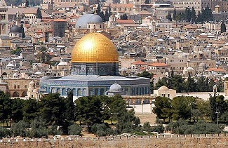 الحسيني: القدس ومقدساتها تتعرض لهجمة احتلالية خطيرة