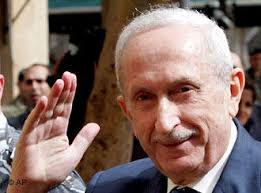 الرئيس يعزي برحيل الرئيس عمر كرامي