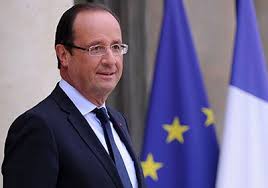 الرئيس لنظيره الفرنسي: قلوبنا وعقولنا معكم ونحن لجانبكم في مواجهة الإرهاب