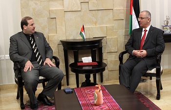 الحمد الله يبحث مع القائم بأعمال 