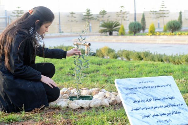 عقب إغلاق ملف استشهاده: عائلة أبو عين تؤكد مواصلة الإجراءات القانونية