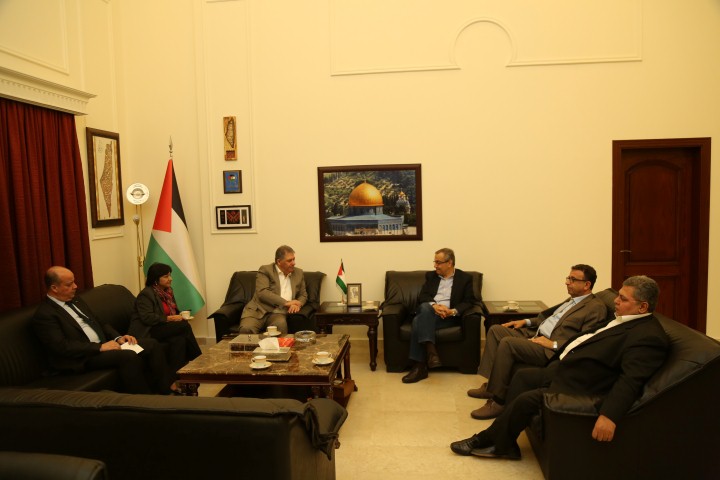 السفير دبور يستقبل المبدعين قعبور وعبد العال