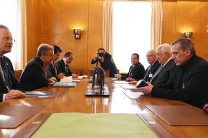 الرئيس يلتقي الأمين العام للأمم المتحدة