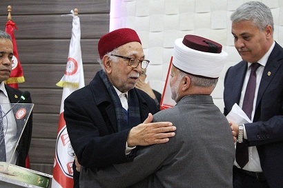 المفتي العام يشارك في ندوة المحامي والسلام في تونس