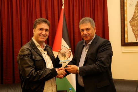 دبور يستقبل الموزع الموسيقي الاسعد