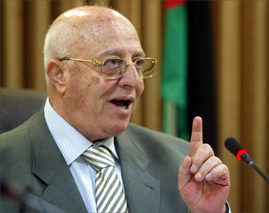 قريع يحذر من تداعيات التصعيد الإسرائيلي الخطير في الأقصى