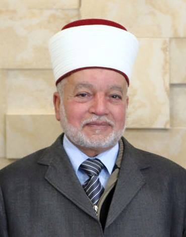 المفتي العام يعزي السفير المصري بشهداء مسجد الروضة