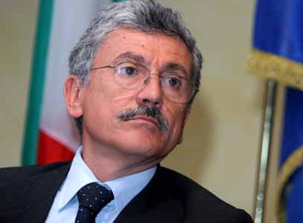 وزير خارجية إيطاليا السابق: على إيطاليا العمل من أجل الاعتراف بدولة فلسطين