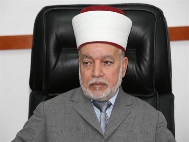 المفتي: استفزازات المستوطنين في "الأقصى" تنذر بحرب دينية
