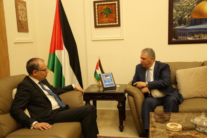 دبور يلتقي السفير المصري في لبنان