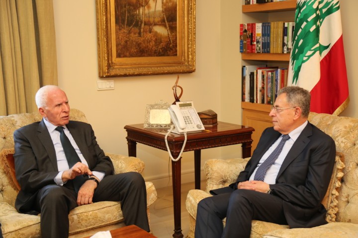 الاحمد يلتقي رئيس الوزراء اللبناني الاسبق فؤاد السنيورة