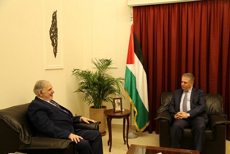 دبور يستقبل سفير جنوب افريقيا في لبنان وسوريا