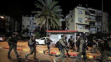 الحكومة الإسرائيلية تمدد حالة الطوارئ في مدينة اللد بأراضي الـ48