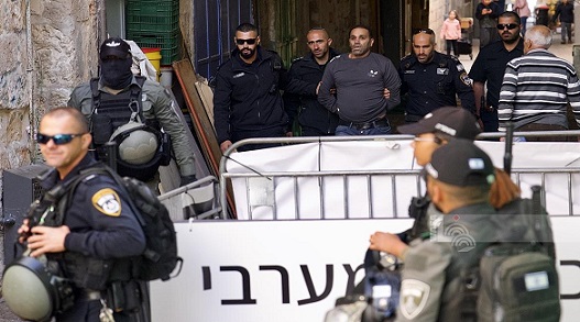 بعد فرض قيود مشددة على المصلين: عشرات المستوطنين يقتحمون "الأقصى"