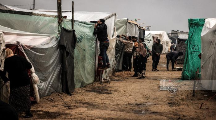 غرفة العمليات الحكومية تطلق مناشدة عاجلة لتوفير مستلزمات الإيواء وتوزيعها في غزة